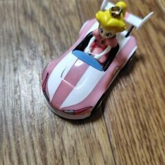 ⑩ピーチ姫ミニカーの画像