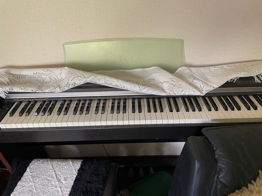 カシオ電子ピアノ PX-
700　　