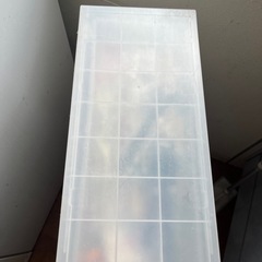 キャスター付き収納ケースの画像