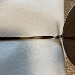 OZOC 丸レンズサングラスの画像