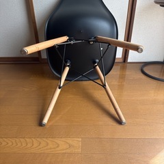 イームズ シェルチェア リプロダクト品 おまけ付き の画像