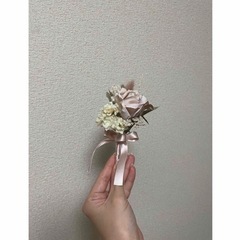 ブーケ　ブートニア　くすみピンクの画像