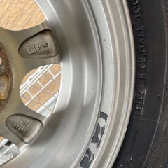 ハイエースに使ってたスタッドレスの画像
