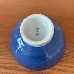 【USED・美品】☆うさぎの柄の可愛い丼☆１つ☆大きくて使いやすい☆和食器☆☆うどんやお蕎麦にの画像