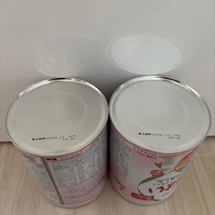 ミルク〈はいはい〉未開封2缶の画像