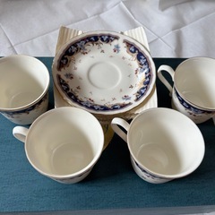 中古（未使用に近い）　ティーカップ　　　
４セットの画像