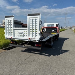 三菱ふそう、キャンタートラック、積載車、積車、フルフラットの画像