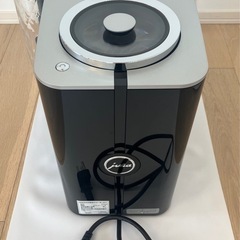全自動コーヒーマシン jura ユーラ ENA8 ⭐️備品一式＆未開封ミルクチューブクリーナー付けます⭐️エスプレッソ　カフェラテ　フラットホワイト の画像