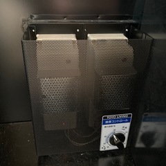 TOYO LIVEING オートドライ　防湿庫  カメラ　美術品
の画像