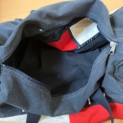 トミーフィルフィガー　ボストンバック　古着
の画像