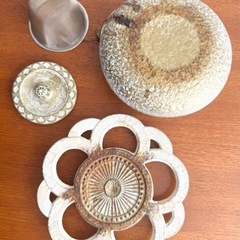 OITOMI 及富  南部鉄器 令和あられ急須　鍋敷セット　0.5Lの画像