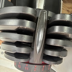 取引中可変式ダンベルの画像