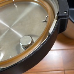 クロックポット　圧力鍋の画像
