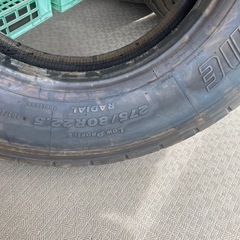 トラックタイヤ275.80Ｒ22.5 　の画像