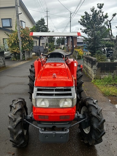秋田県美郷町発美郷町役場から片道50KMまで送料無料クボタトラクター GL27 1942時間 27馬力 自動水平 自動耕深 バックアップ PTO逆転 パワステ 軽油 ロータリー 倉庫 中古