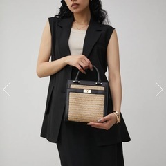 【新品】AZUL by moussy　パイピングメッシュスクエアバッグ　マウジーの画像