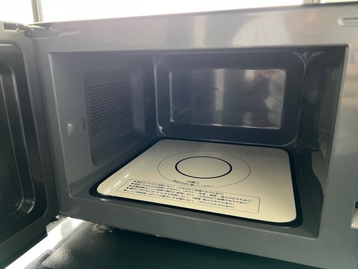 アイリスオーヤマ 電子レンジ 18L フラットテーブル　ヘルツフリー　PMG-F188-B ブラック