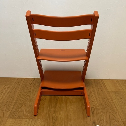 ストッケ オレンジ色　Tripp Trapp（トリップトラップ）ベビーチェア