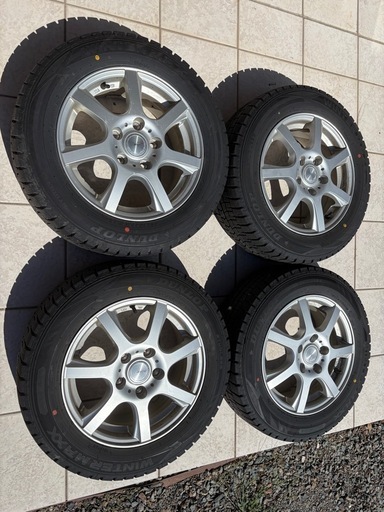 2024年購入フリード　185/65R15 88Q DUNLOP ダンロップ WINTER MAXX 02 WM02