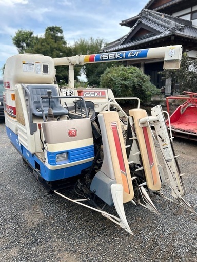 ISEKI コンバイン HV218 ２条刈り ①