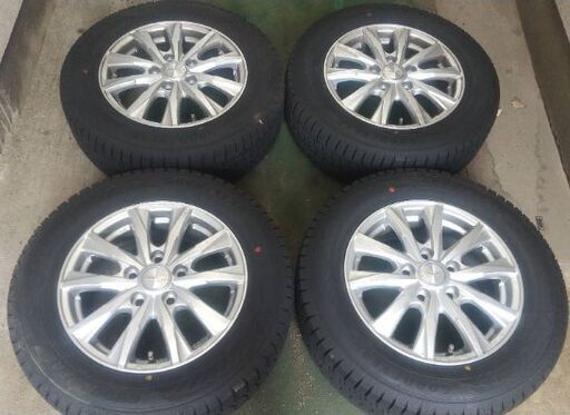 スタッドレスタイヤ 195/65R15 91Q 2022年製 値下げ不可 11月下旬〜金額をあげます!