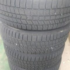 スタッドレスタイヤ 195/65R15 91Q 2022年製 値下げ不可の画像