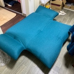 ソファの画像