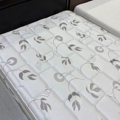 セミダブルベッド！　シモンズ！
の画像