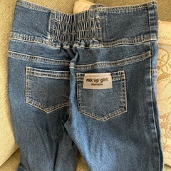 ピンクラテ　デニムパンツ　サイズ140の画像