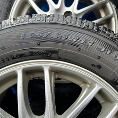2023年製　4本セット　195\65r15　冬タイヤ　スタッドレスの画像