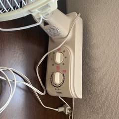 壁掛け扇風機の画像