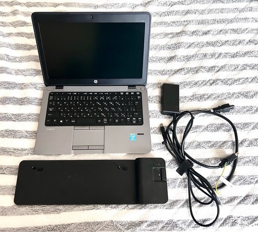 ドッキングステーション付き  SSD460GB i7　HP Elite Book820 G1  
