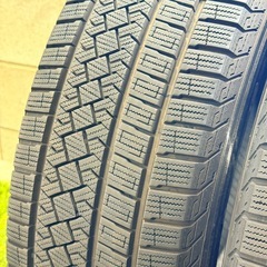【美品】225/65R17 106H ピレリ　交換工賃込み　スタッドレスタイヤの画像
