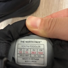THE NORTH FACE ヌプシ18cmの画像