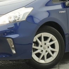 幅広い年代層から絶大な人気車両😎　プリウスアルファ参上🫰の画像