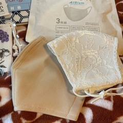 おまとめ激安SALE❣️😷 ♡ユニクロ エアリズムマスク&リネンマスク4点セット♥️の画像