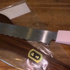 パン切りナイフとしゃもじの画像