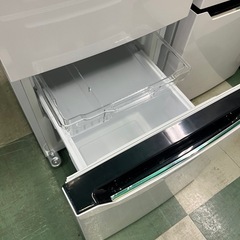 ジャングルジャングル貝塚店 150L 冷蔵庫 2ドア ハイセンス HISENCE HR-D15C 2020年製 単身用 一人暮らし 白 ホワイト 中古 リサイクル リユース 洗浄済みの画像