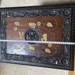 象の形の木製テーブルの画像