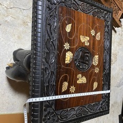 象の形の木製テーブルの画像