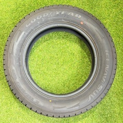 【美品】　225/65R17 102Q 交換工賃込み　グッドイヤー　4本　スタッドレスタイヤの画像