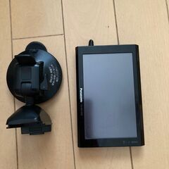 PanasonicゴリラＣＮーＧＰ５１０ＶＤジャンク品（テレビの受け台付き）の画像