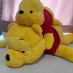 ディズニーランド公式　プーさん　ぬいぐるみ　2個セットの画像