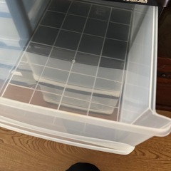 収納ボックスの画像