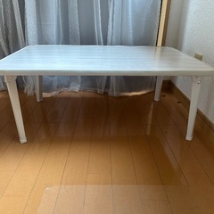 テーブルの画像