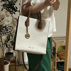 【美品】マイケルコース　2wayショルダーバッグの画像
