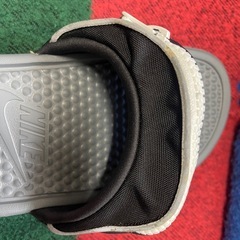 NIKE ジッパーポケット付きサンダル　26センチの画像