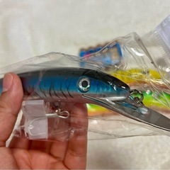 🎣 【新品・未使用】大型ミノー ルアー 4個セット 🎣 在庫処分につき格安出品！の画像