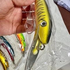 🎣 【新品・未使用】大型ミノー ルアー 4個セット 🎣 在庫処分につき格安出品！の画像