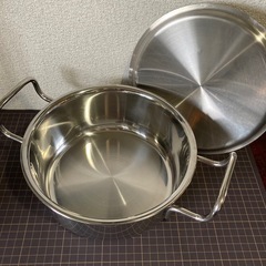 ［譲り先決定］ステンレス両手鍋　20cmの画像